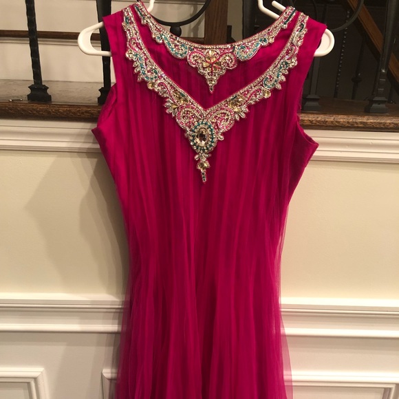 Indian party outfit - Picture 4 of 5